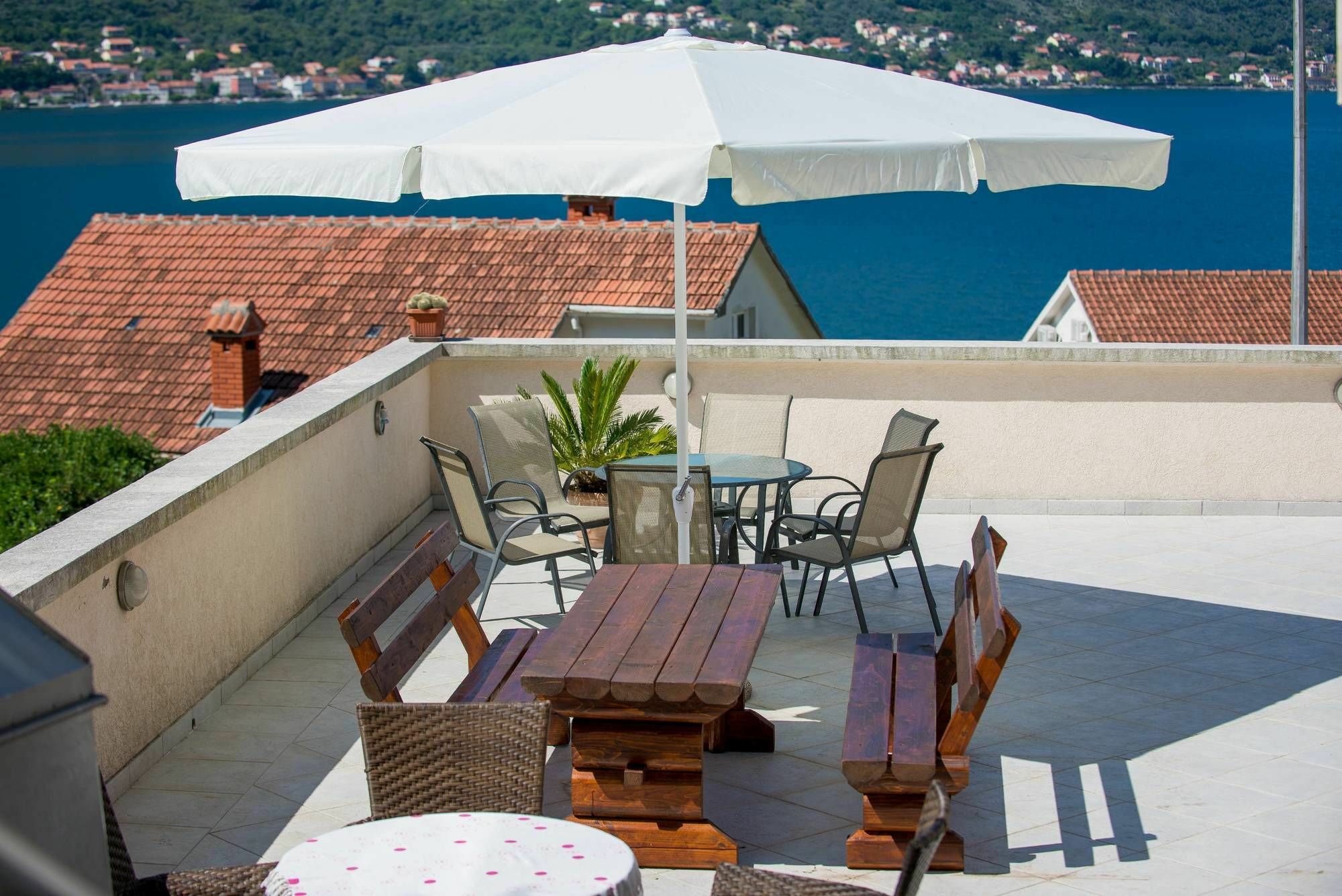 Apartments Ivardic Котор Екстериор снимка